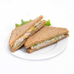 Сэндвич с курицей и кукурузой 1шт