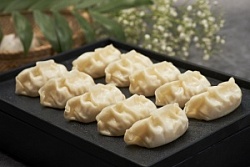 Гёдзы с неркой и овощами 240г приготовленные на пару замороженные