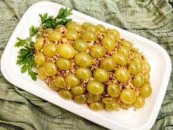 Салат Виноградная гроздь, вес.