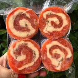 Рулеты Густо Гурме 280г Семга с сыром и креветками в/у