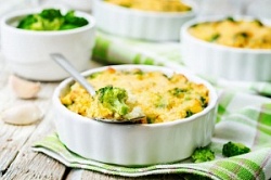 Запеканка с цветной капустой,курочкой и брокколи вес.
