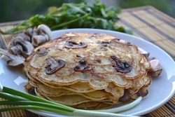 Блины постные с припеком и грибами вес.
