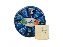 Сыр Маргот Фромаж (вес) Блюшатель с голубой плесенью 52%